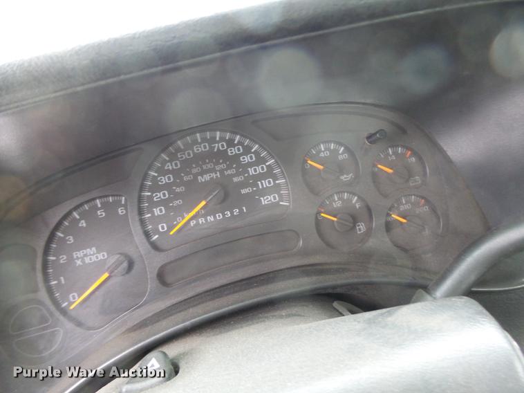 image for item DB1270 2006 Chevrolet Silverado 2500HD Crew Cab pickup truck