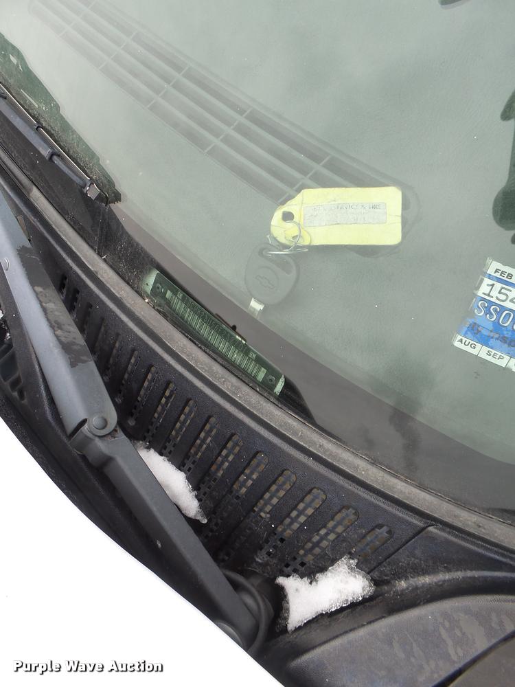 image for item DB1270 2006 Chevrolet Silverado 2500HD Crew Cab pickup truck