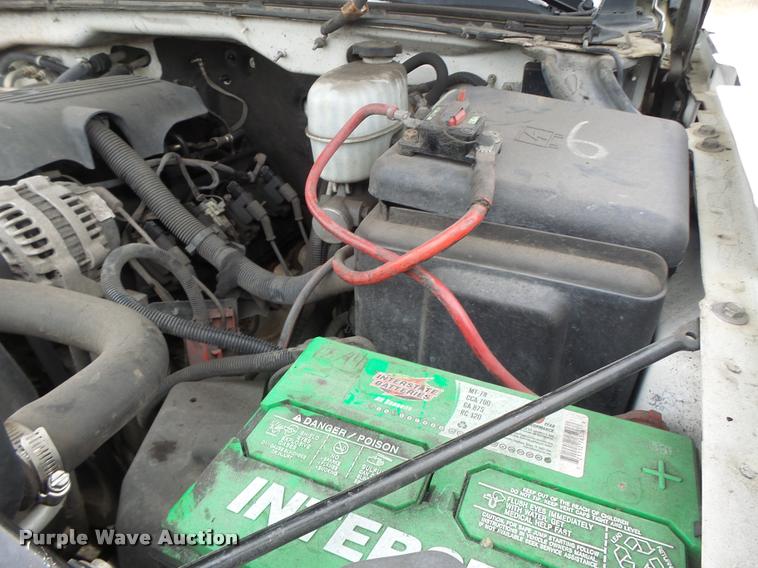 image for item DB1270 2006 Chevrolet Silverado 2500HD Crew Cab pickup truck