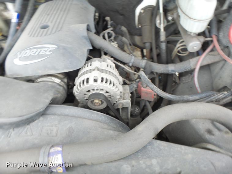 image for item DB1270 2006 Chevrolet Silverado 2500HD Crew Cab pickup truck