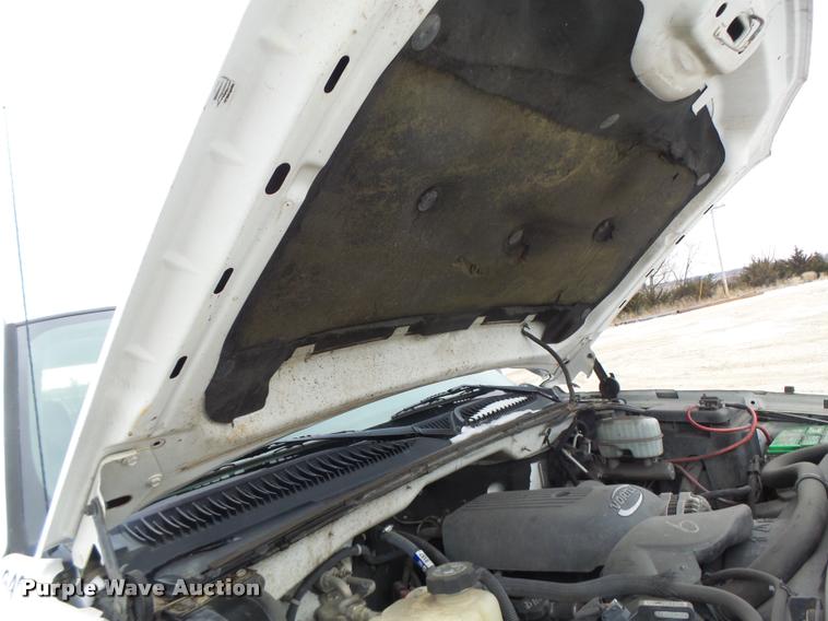 image for item DB1270 2006 Chevrolet Silverado 2500HD Crew Cab pickup truck