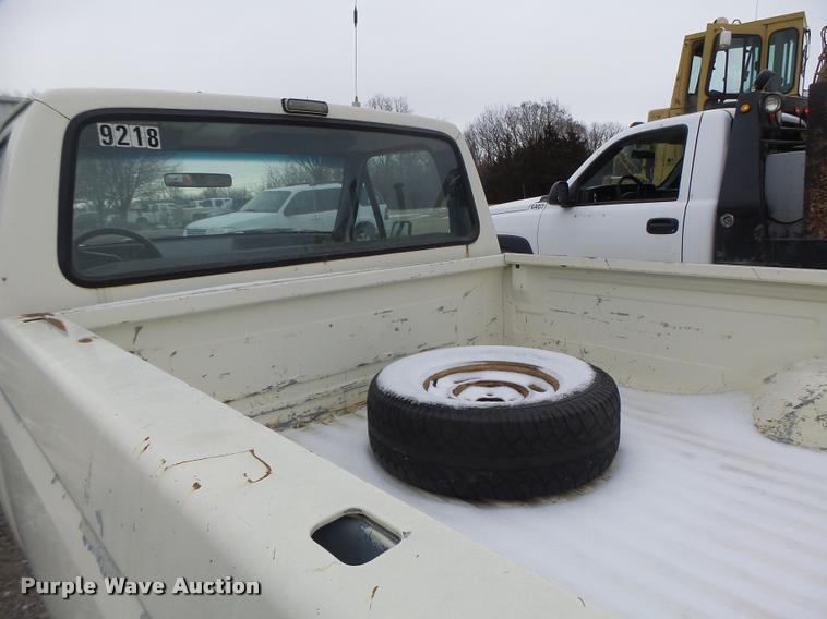 image for item DB1272 1990 Ford F150 pickup truck