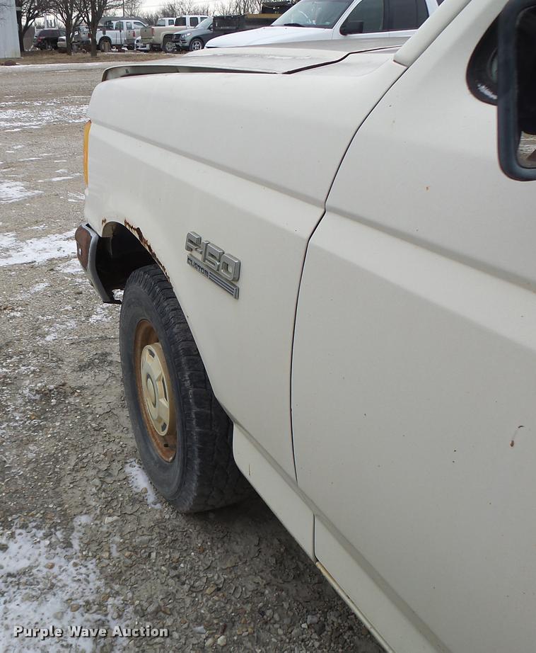 image for item DB1272 1990 Ford F150 pickup truck