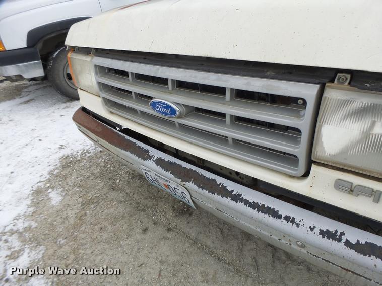 image for item DB1272 1990 Ford F150 pickup truck