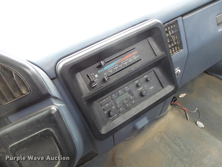 image for item DB1272 1990 Ford F150 pickup truck