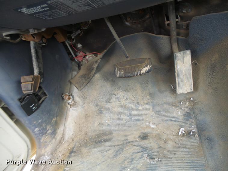 image for item DB1272 1990 Ford F150 pickup truck