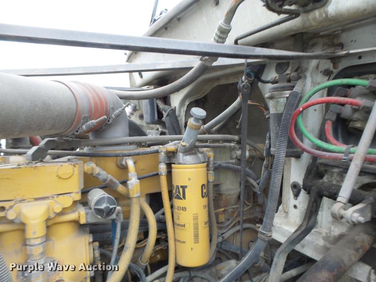 image for item DB1278 1989 Freightliner semi truck