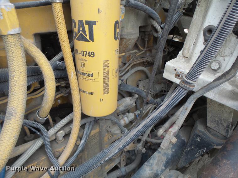 image for item DB1278 1989 Freightliner semi truck