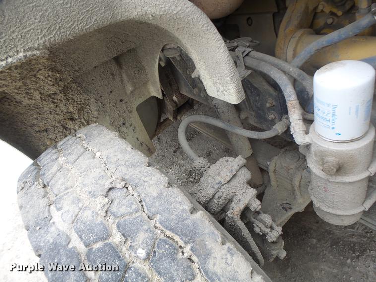 image for item DB1278 1989 Freightliner semi truck