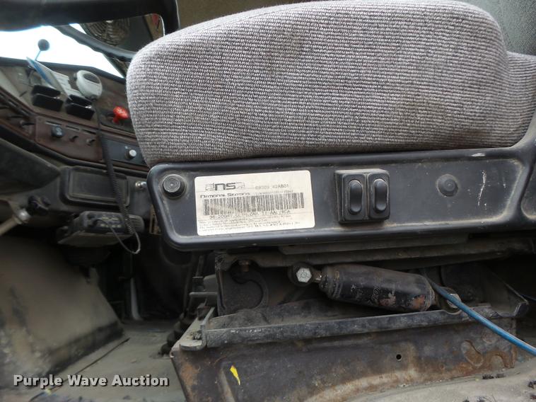 image for item DB1278 1989 Freightliner semi truck