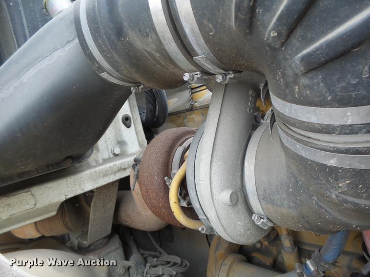 image for item DB1278 1989 Freightliner semi truck