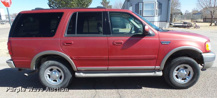 image for item DB1937 2001 Ford Expedition Eddie Bauer SUV