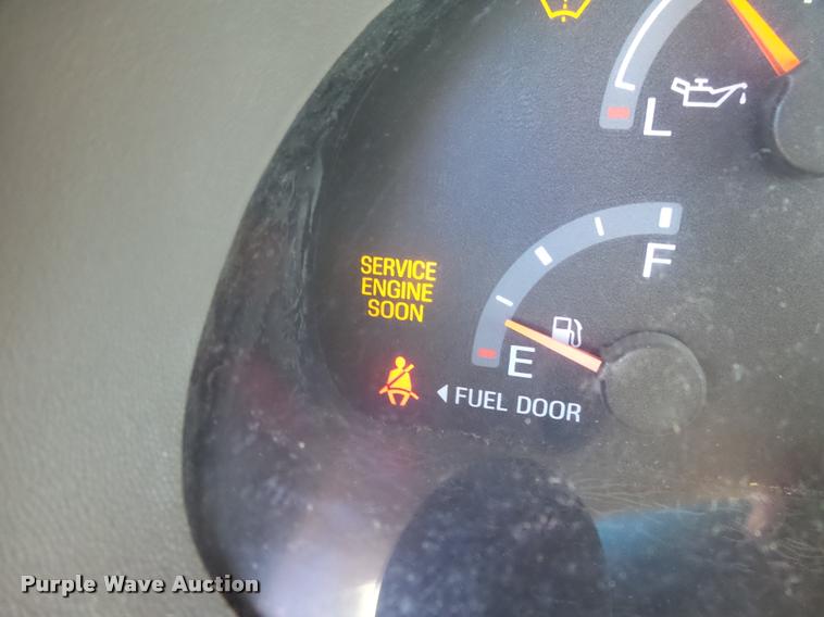 image for item DB1937 2001 Ford Expedition Eddie Bauer SUV