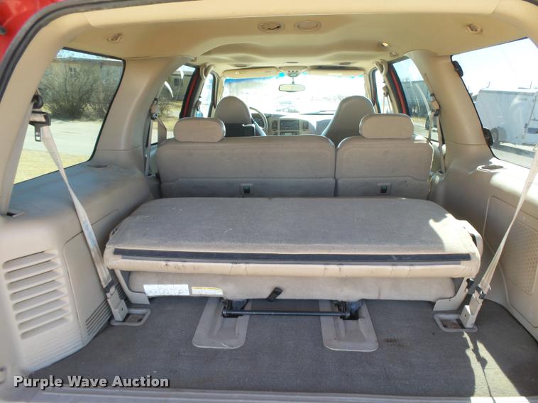 image for item DB1937 2001 Ford Expedition Eddie Bauer SUV