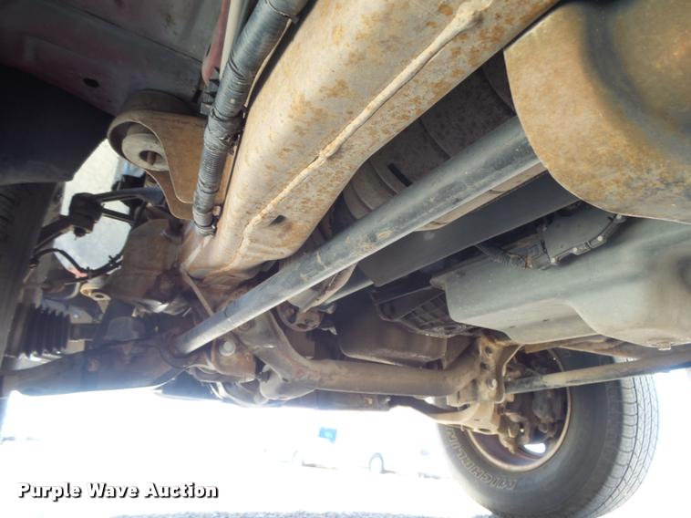 image for item DB1937 2001 Ford Expedition Eddie Bauer SUV