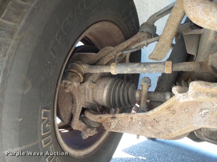 image for item DB1937 2001 Ford Expedition Eddie Bauer SUV