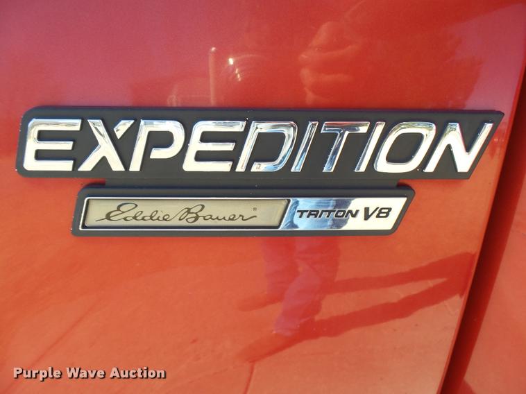 image for item DB1937 2001 Ford Expedition Eddie Bauer SUV