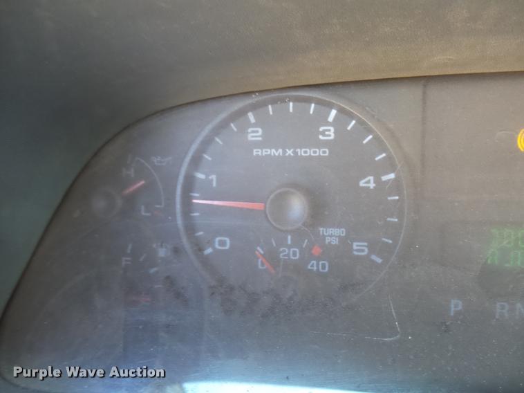 image for item DB2428 2005 Ford F350 Super Duty Crew Cab pickup truck