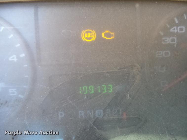 image for item DB2428 2005 Ford F350 Super Duty Crew Cab pickup truck