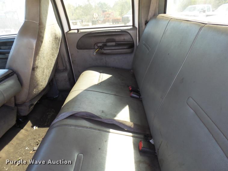 image for item DB2428 2005 Ford F350 Super Duty Crew Cab pickup truck