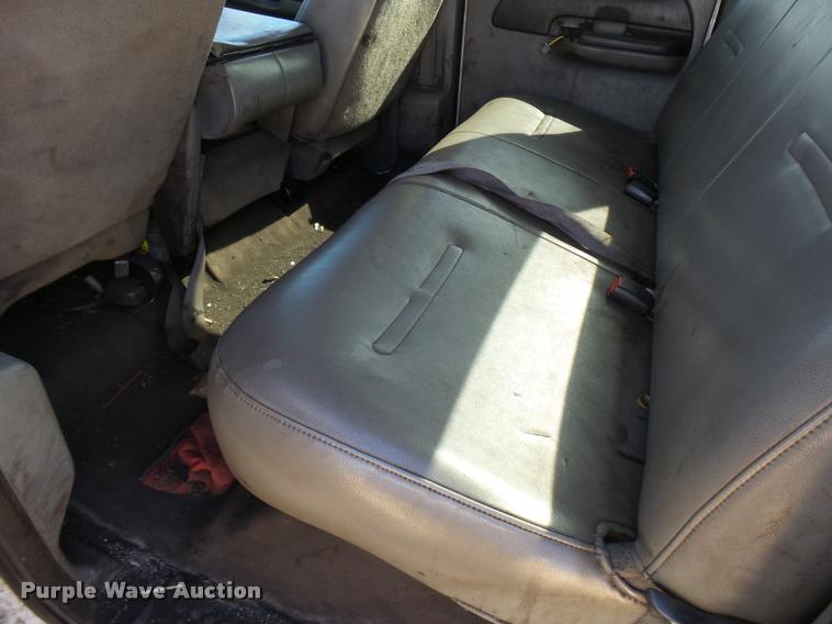 image for item DB2428 2005 Ford F350 Super Duty Crew Cab pickup truck