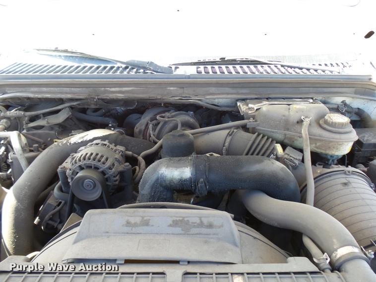 image for item DB2428 2005 Ford F350 Super Duty Crew Cab pickup truck