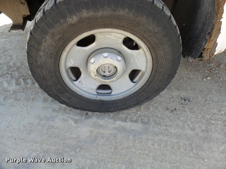 image for item DB2428 2005 Ford F350 Super Duty Crew Cab pickup truck