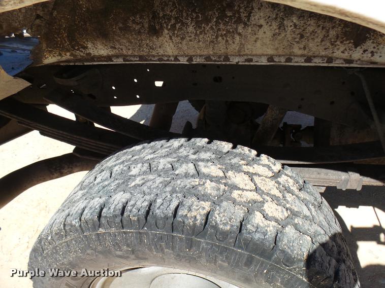 image for item DB2428 2005 Ford F350 Super Duty Crew Cab pickup truck