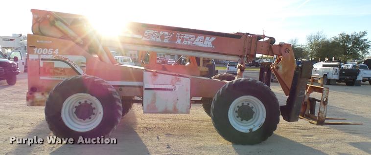 image for item DB2430 1999 Sky Trak 10054 telehandler