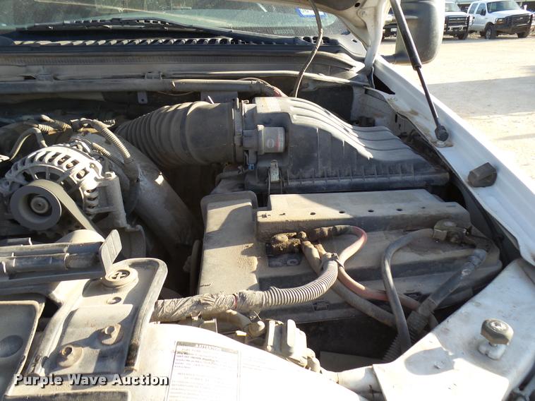 image for item DB2431 2002 Ford F350 Super Duty SuperCab pickup truck