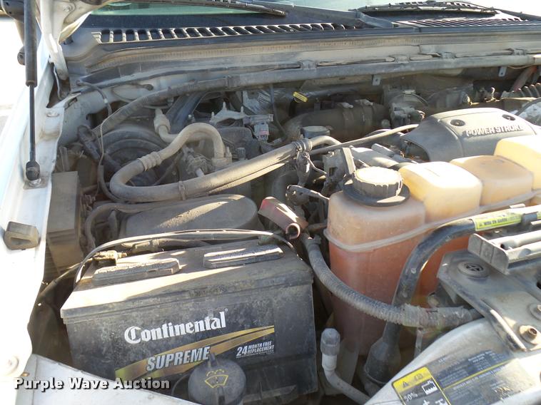 image for item DB2431 2002 Ford F350 Super Duty SuperCab pickup truck