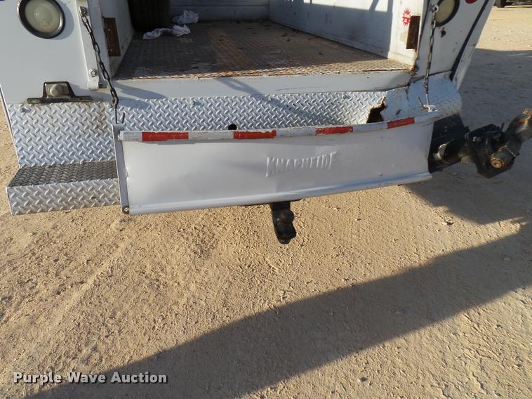 image for item DB2431 2002 Ford F350 Super Duty SuperCab pickup truck