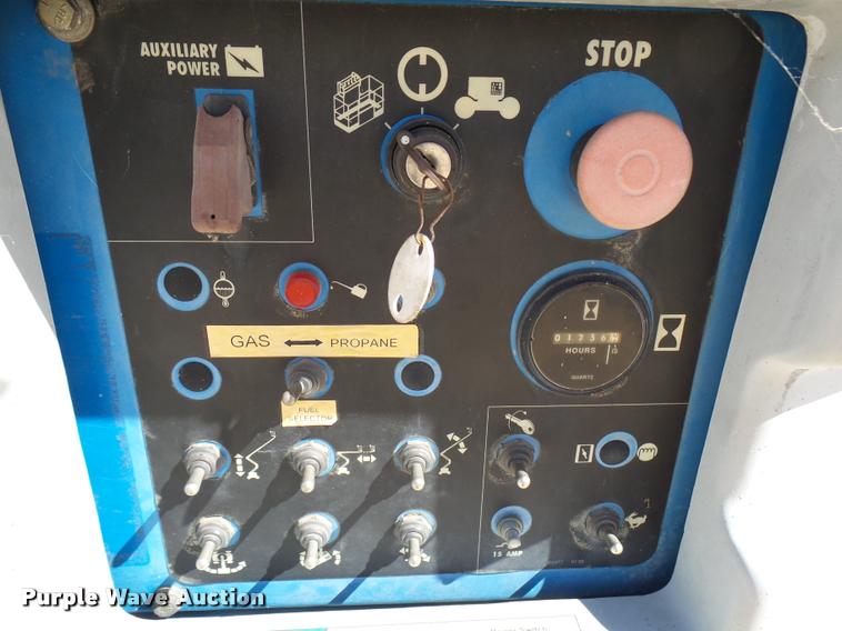 image for item DB2433 1999 Genie Z45/22 boom lift