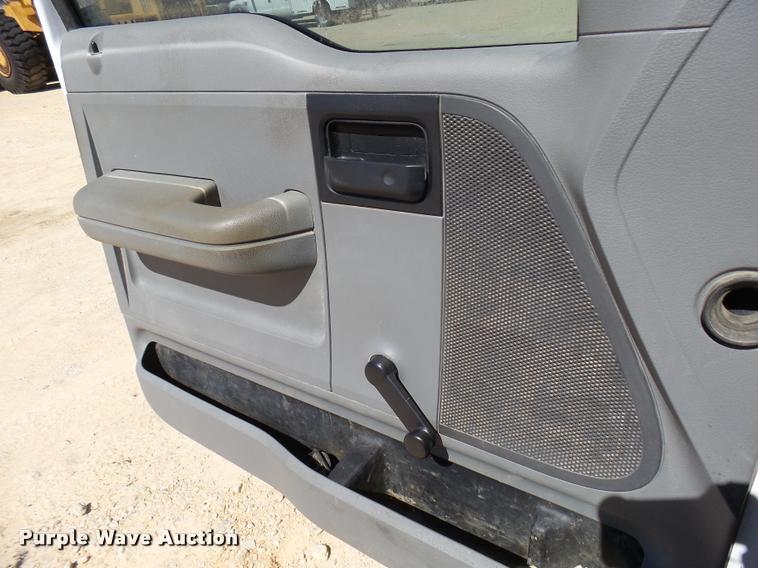 image for item DB2434 2008 Ford F150 SuperCab pickup truck