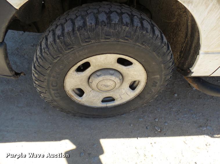 image for item DB2434 2008 Ford F150 SuperCab pickup truck