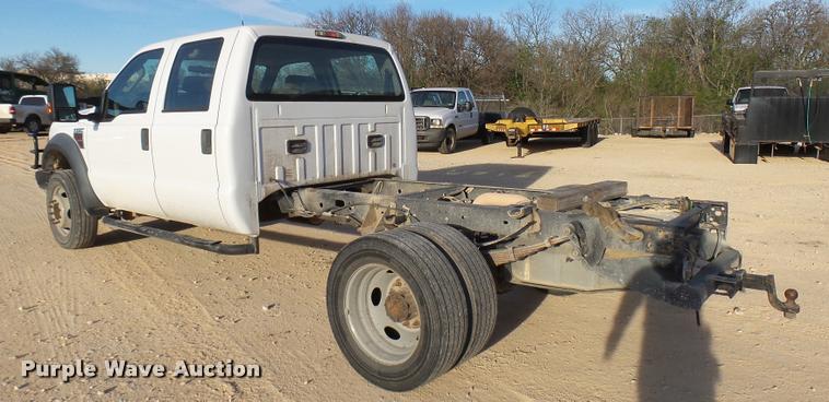 image for item DB2435 2009 Ford F550 Super Duty XL Crew Cab truck cab and chassis