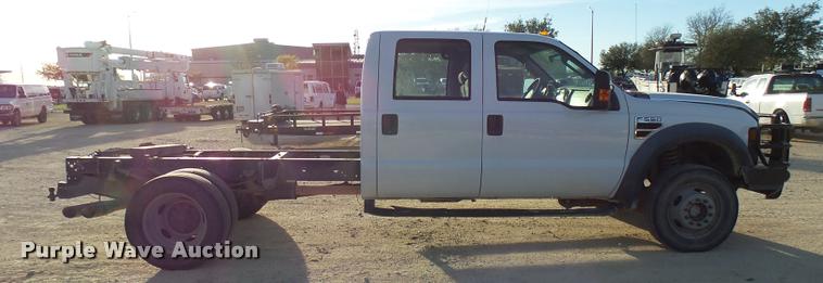 image for item DB2435 2009 Ford F550 Super Duty XL Crew Cab truck cab and chassis