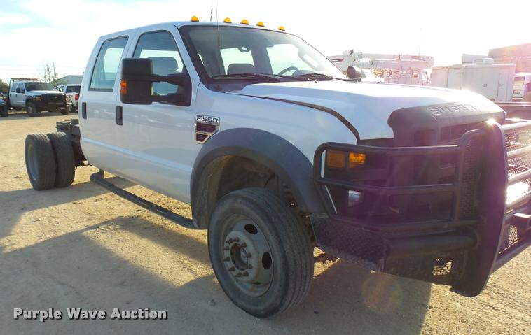 image for item DB2435 2009 Ford F550 Super Duty XL Crew Cab truck cab and chassis