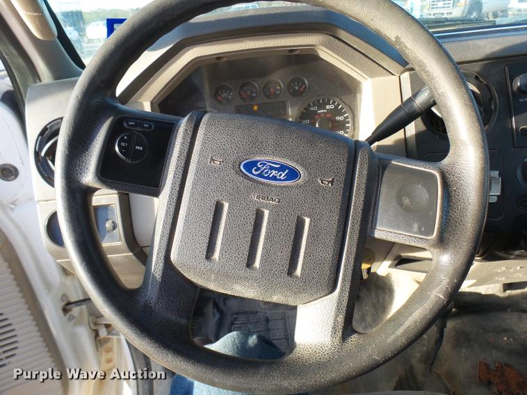 image for item DB2435 2009 Ford F550 Super Duty XL Crew Cab truck cab and chassis