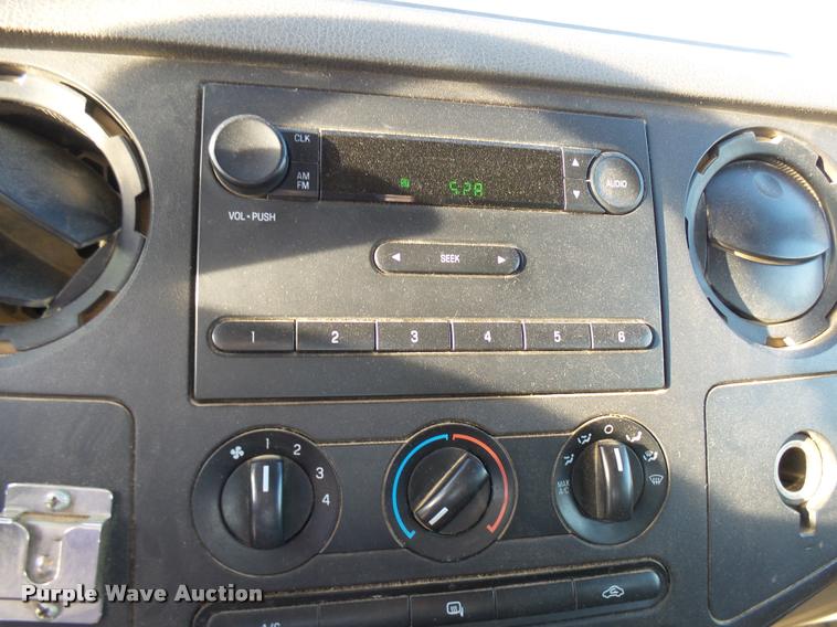 image for item DB2435 2009 Ford F550 Super Duty XL Crew Cab truck cab and chassis