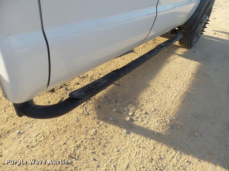 image for item DB2435 2009 Ford F550 Super Duty XL Crew Cab truck cab and chassis