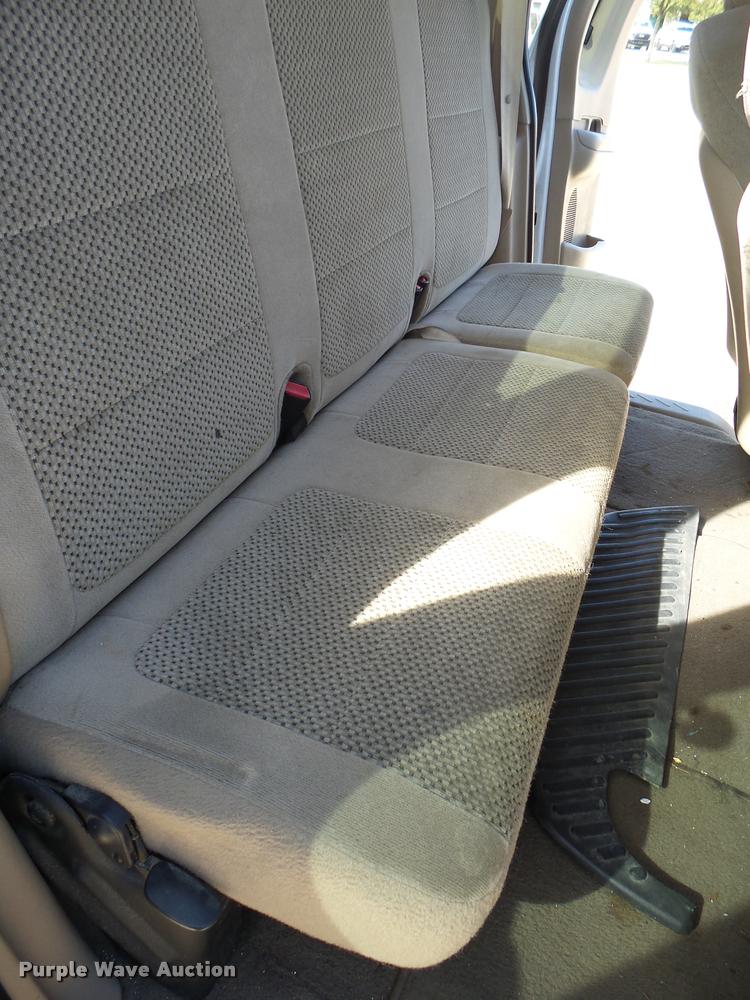 image for item DB2436 2002 Ford F150 SuperCab pickup truck