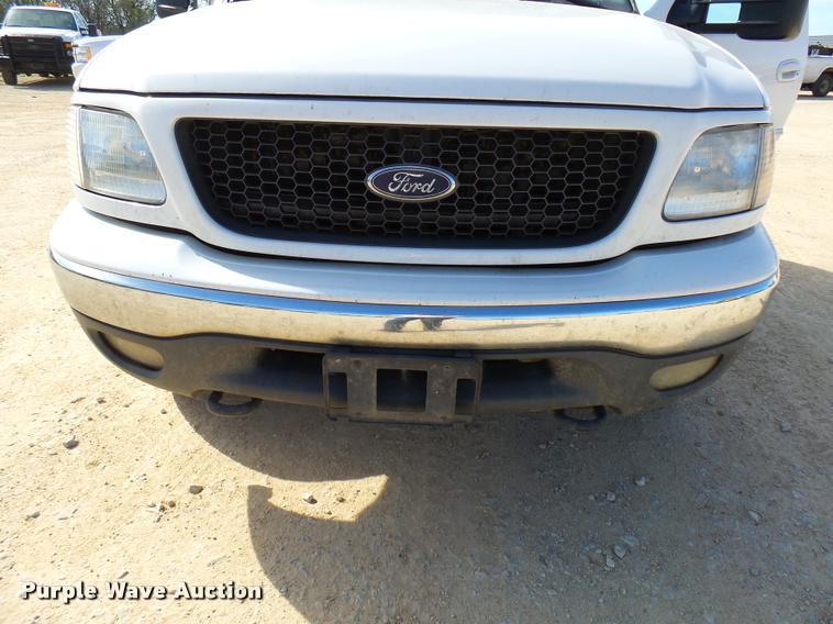 image for item DB2436 2002 Ford F150 SuperCab pickup truck