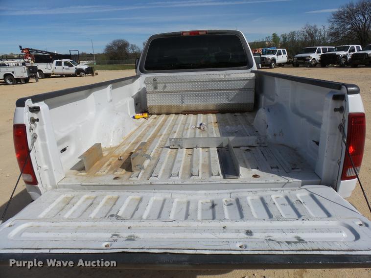 image for item DB2436 2002 Ford F150 SuperCab pickup truck