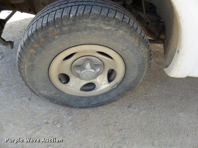 image for item DB2436 2002 Ford F150 SuperCab pickup truck