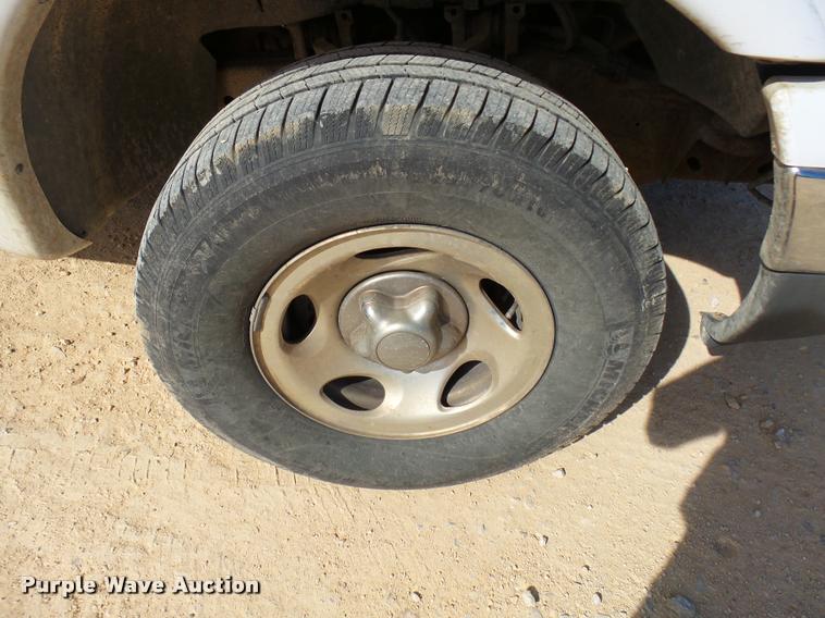 image for item DB2436 2002 Ford F150 SuperCab pickup truck