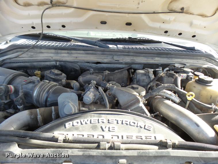 image for item DB2438 2009 Ford F550 Super Duty Crew Cab truck cab and chassis