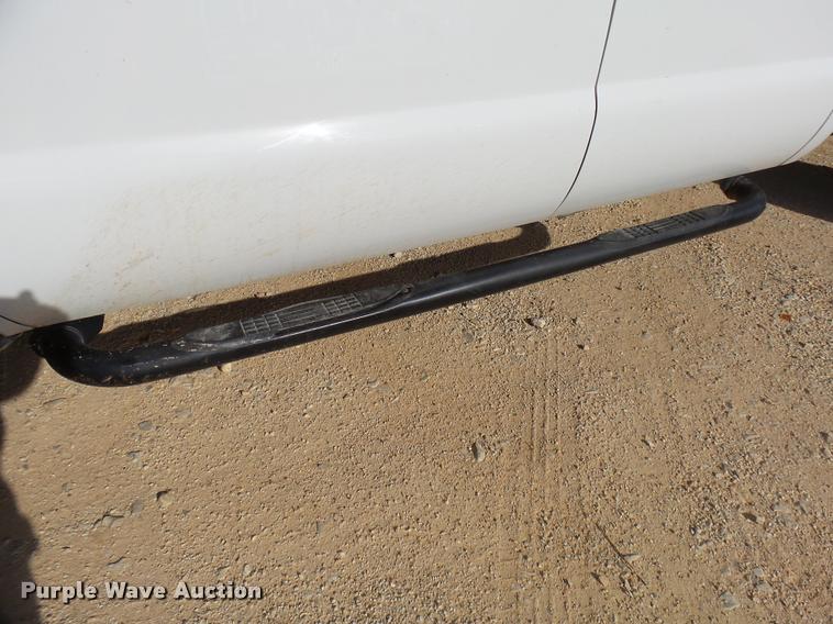 image for item DB2438 2009 Ford F550 Super Duty Crew Cab truck cab and chassis