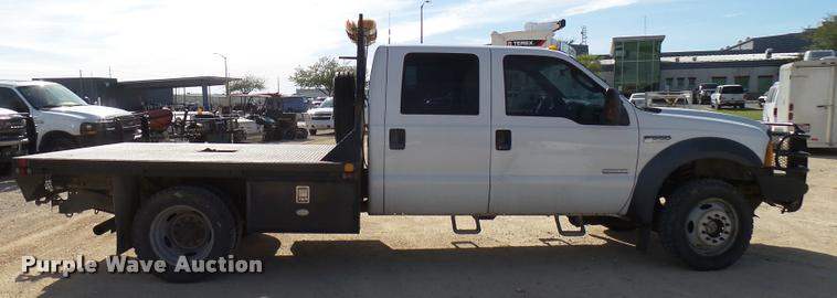 image for item DB2439 2007 Ford F550 Super Duty XL Crew Cab flatbed truck