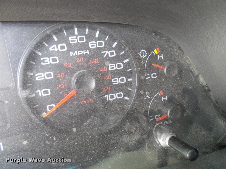 image for item DB2439 2007 Ford F550 Super Duty XL Crew Cab flatbed truck